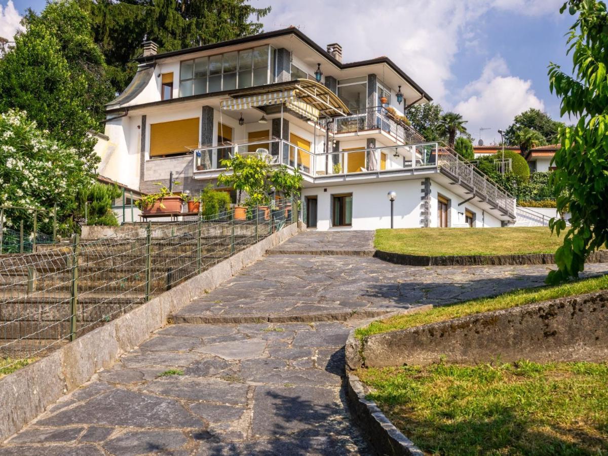 Apartment Malpensata By Interhome Porto Valtravaglia Bagian luar foto