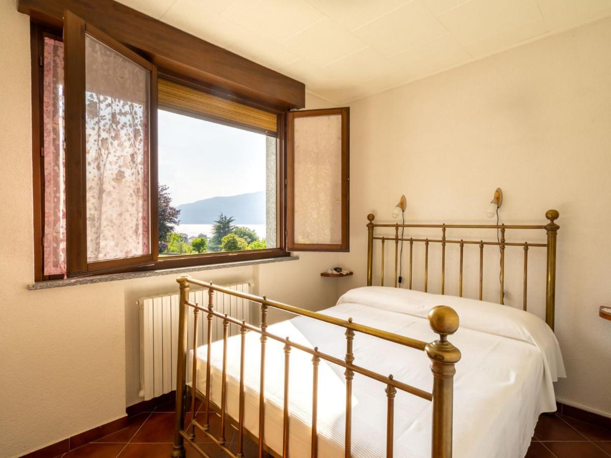 Apartment Malpensata By Interhome Porto Valtravaglia Bagian luar foto